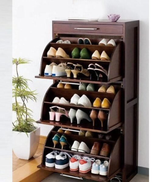 Bend Shoe Rack